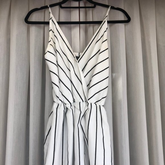 White Fox Boutique Other - White Fox Boutique Romper